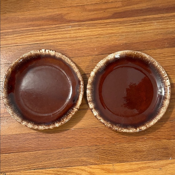 Vintage Hull Pottery Brown Salad plates Set of two - Picture 4 of 4